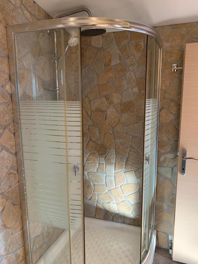 Апартаменты Doormat# Wait 'N Sea, Jacuzzi, Luxury Stone House Эпаноми Экстерьер фото