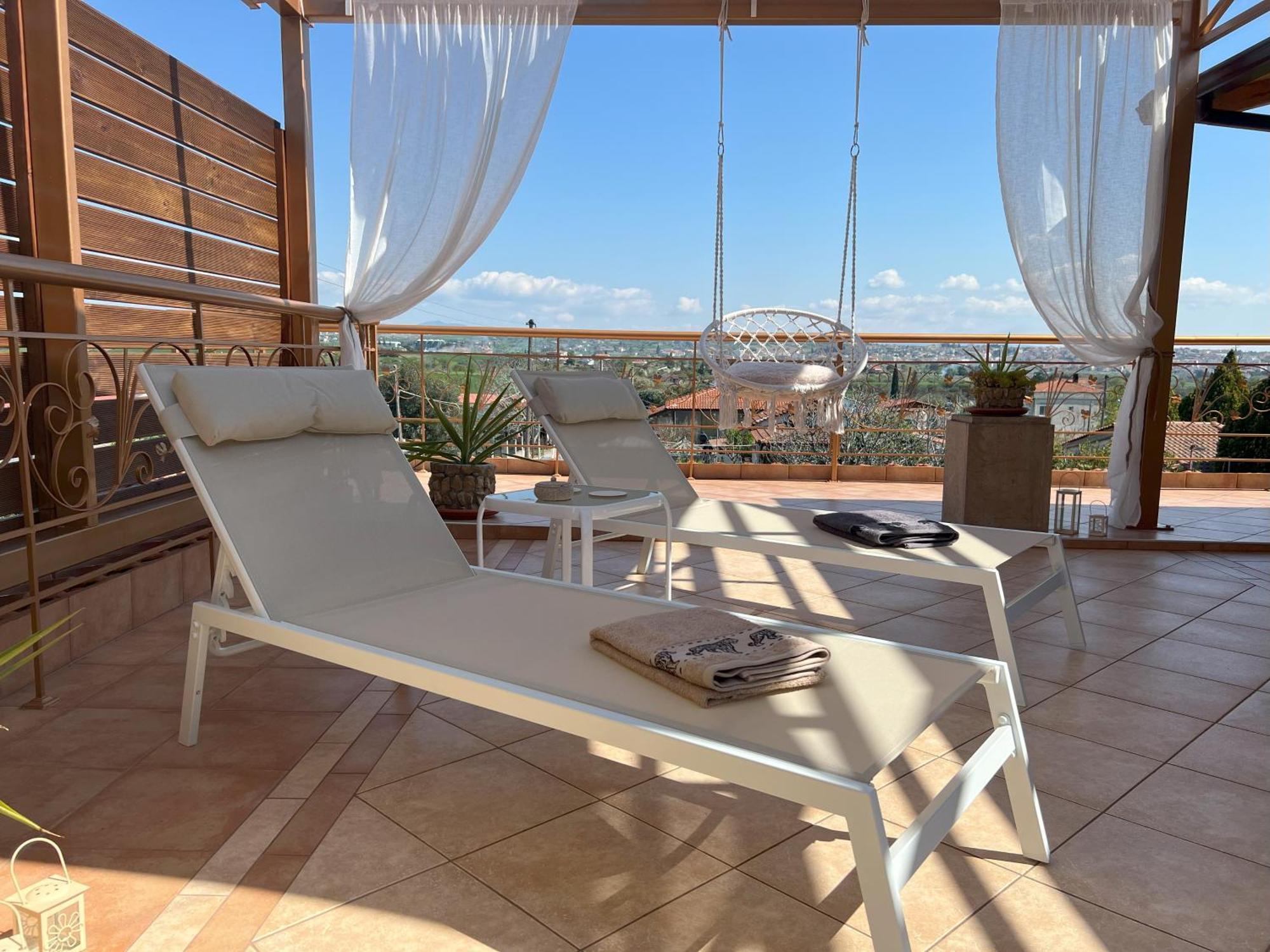 Апартаменты Doormat# Wait 'N Sea, Jacuzzi, Luxury Stone House Эпаноми Экстерьер фото